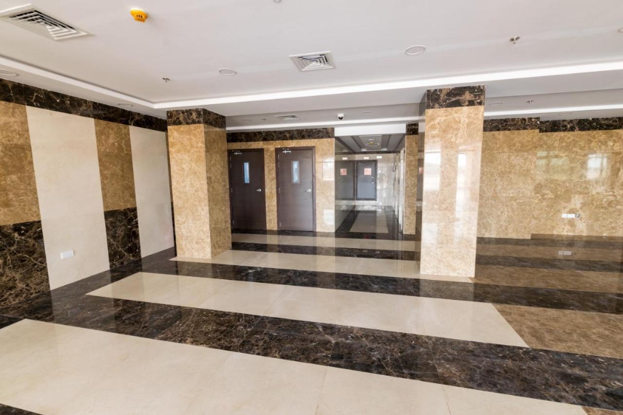Budget Rental Studio Apartments In Dubai Exterior photo