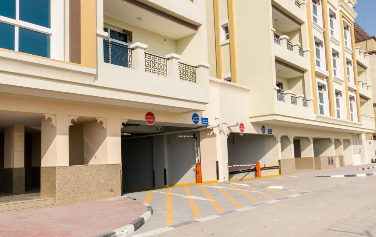 Budget Rental Studio Apartments In Dubai Exterior photo