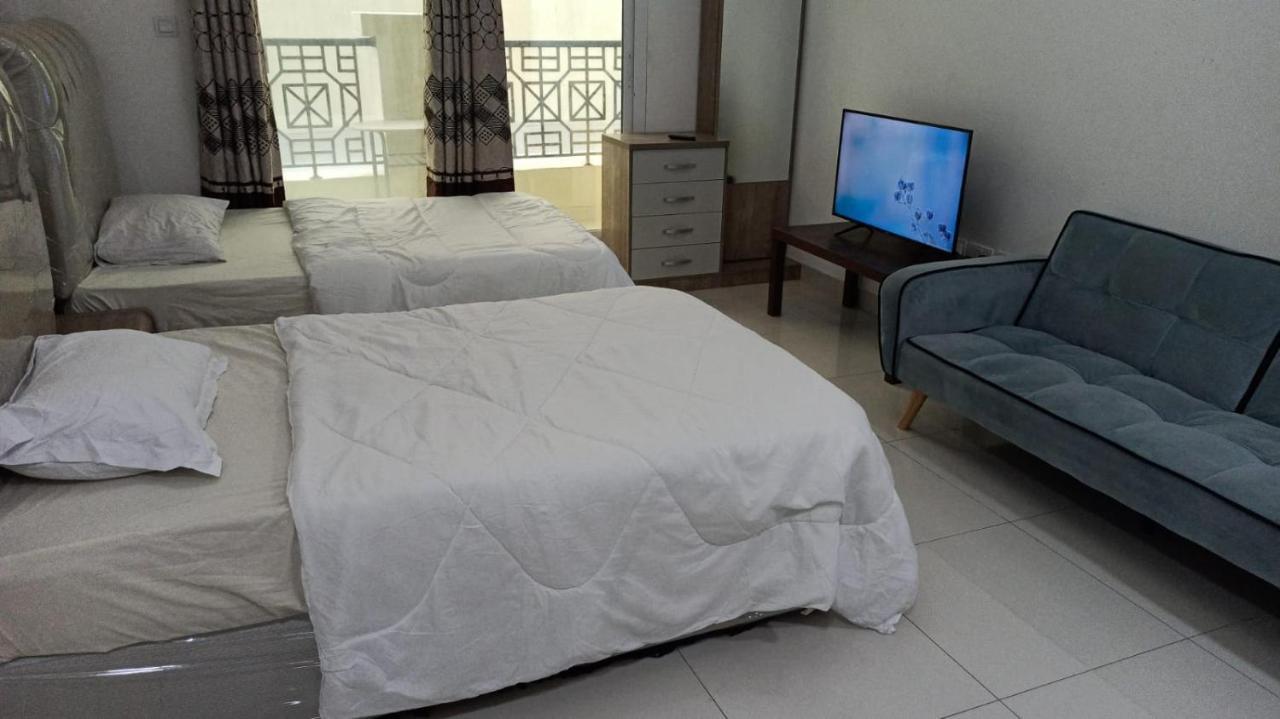 Budget Rental Studio Apartments In Dubai Exterior photo
