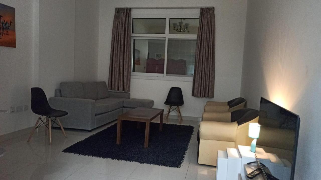 Budget Rental Studio Apartments In Dubai Exterior photo