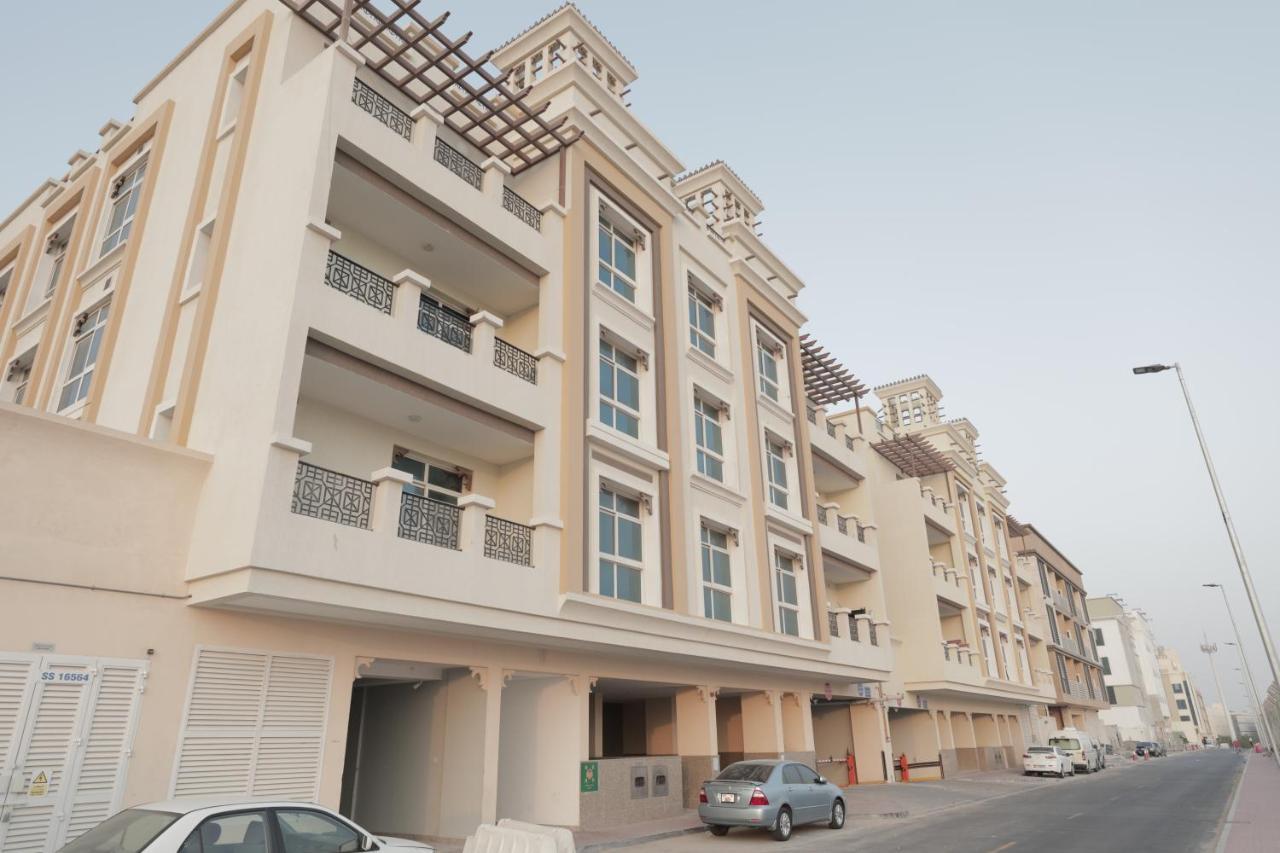 Budget Rental Studio Apartments In Dubai Exterior photo