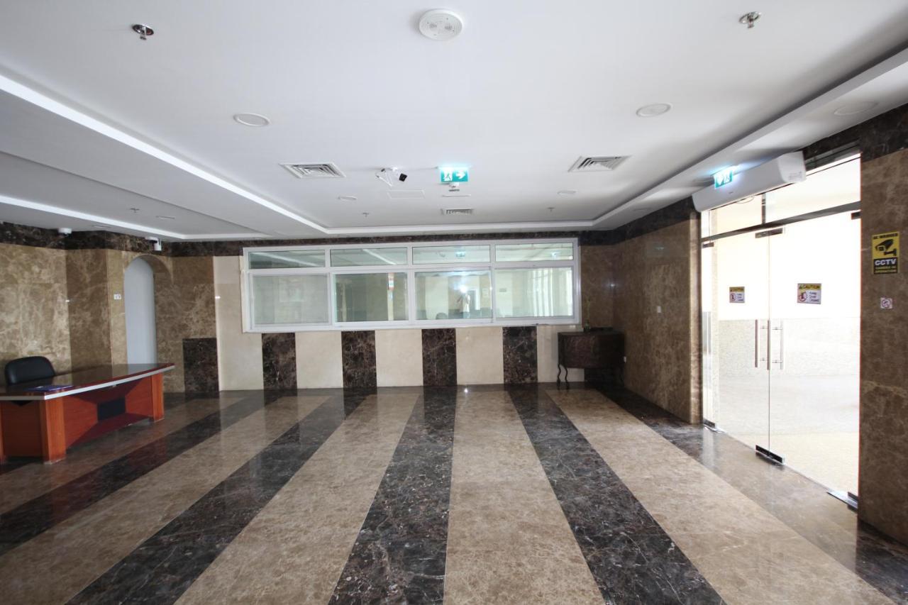 Budget Rental Studio Apartments In Dubai Exterior photo