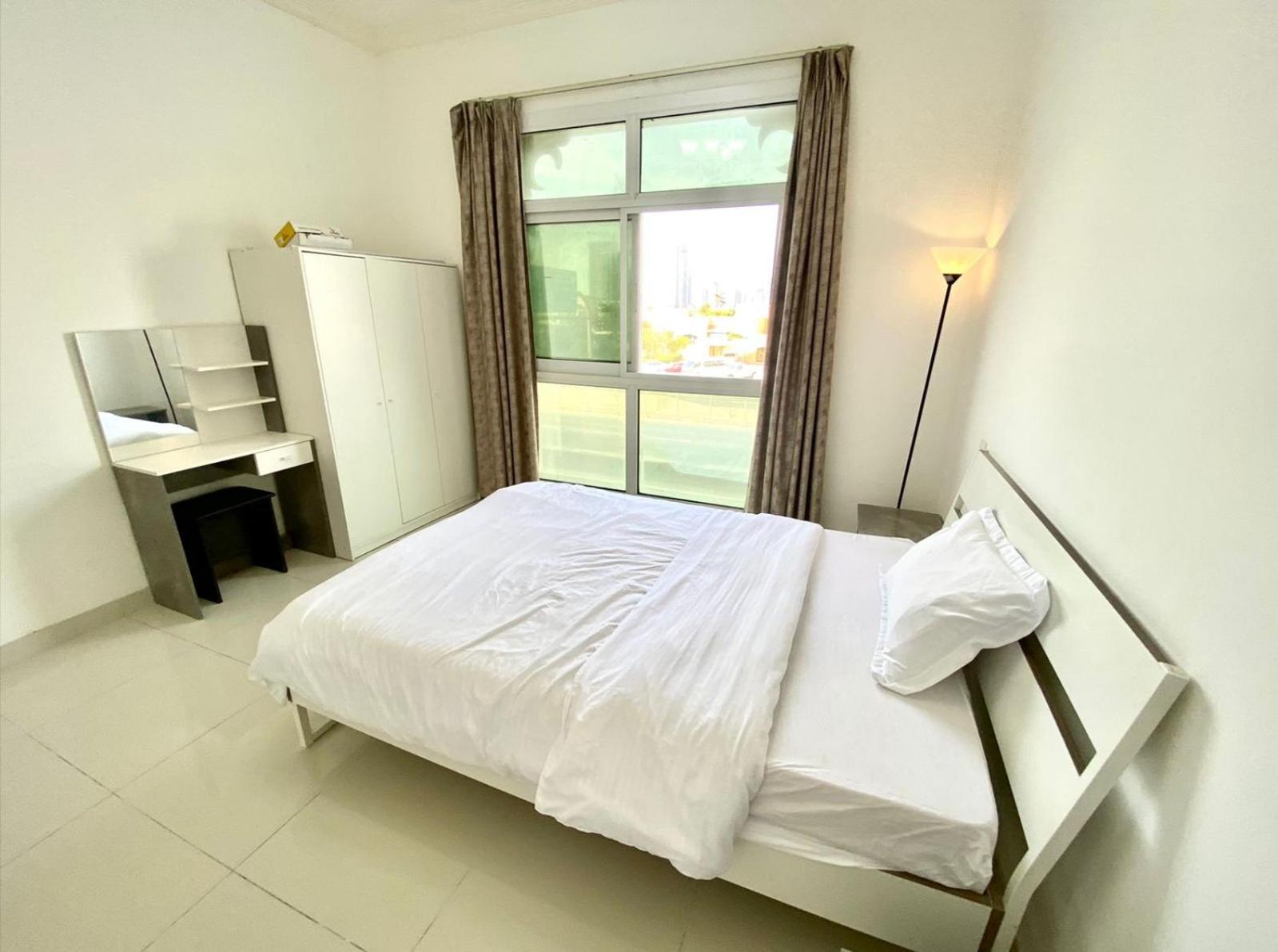Budget Rental Studio Apartments In Dubai Exterior photo