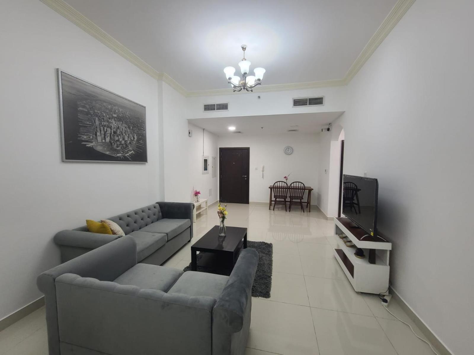 Budget Rental Studio Apartments In Dubai Exterior photo