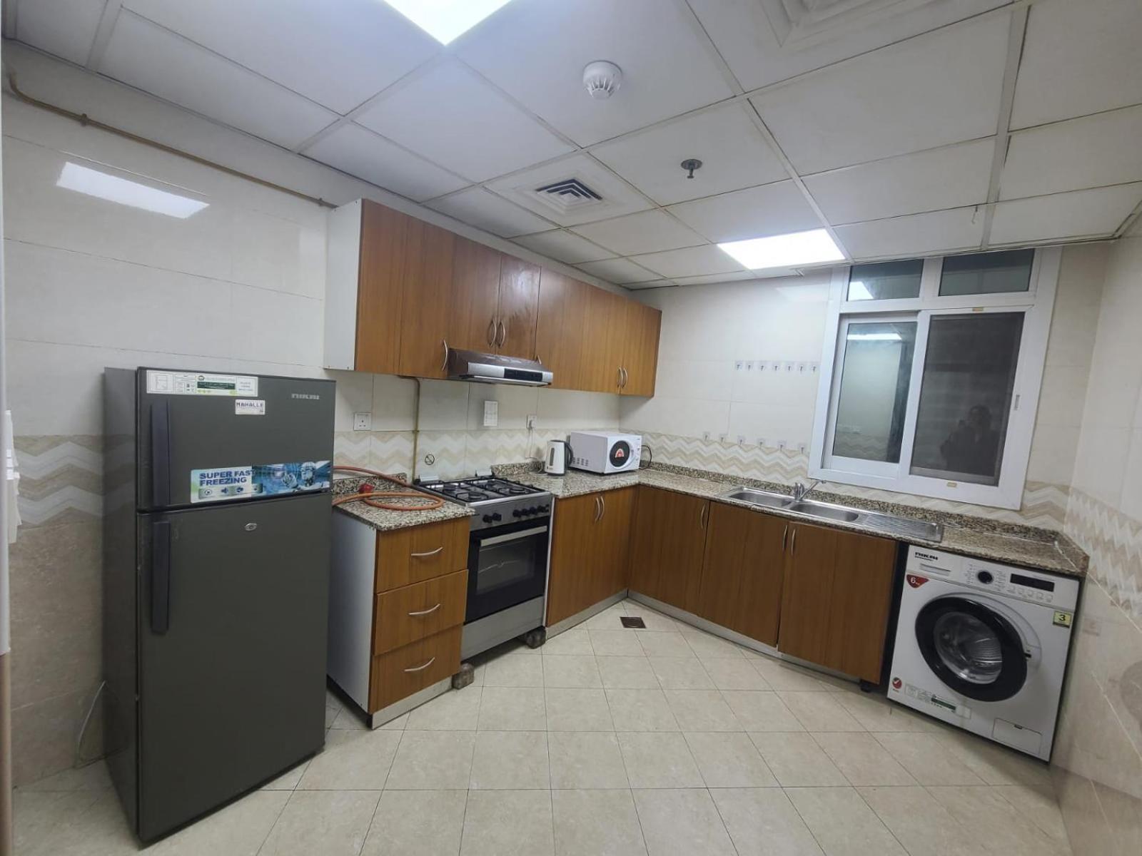 Budget Rental Studio Apartments In Dubai Exterior photo